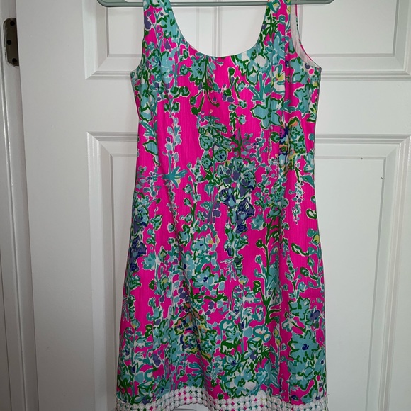 Lilly Pulitzer Pop Pink Southern Charm Eaton Shift Dress size 2 EUC RARE